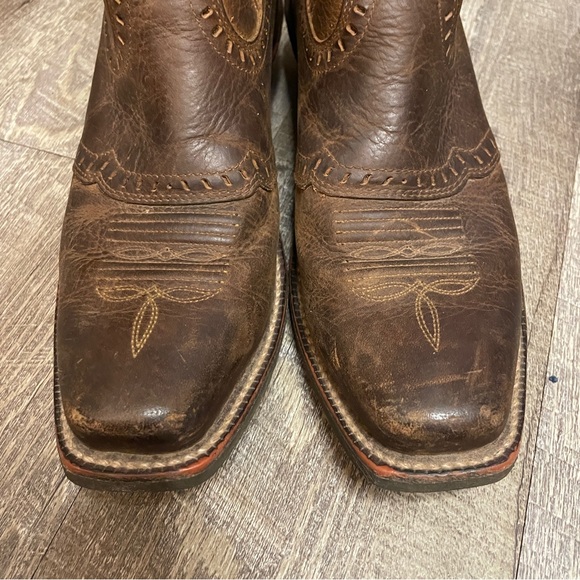 Ariat Brown Leather cowboy Boots with Pink Trim size 7.5 - Picture 9 of 9